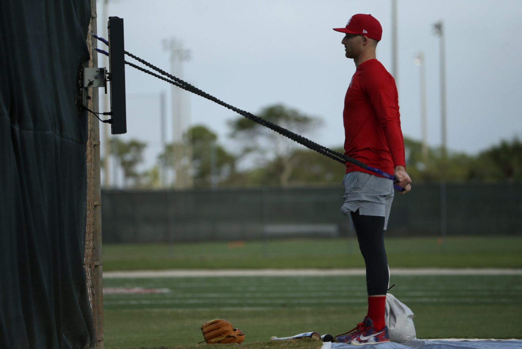 Rain shows during Saturday workout at Spring Training
